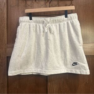 Nike Women's Heather Gray Skirt